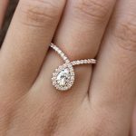 25 Unique & Dazzling Engagement Rings – 19