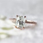 25 Unique & Dazzling Engagement Rings – 24