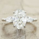 25 Unique & Dazzling Engagement Rings – 6